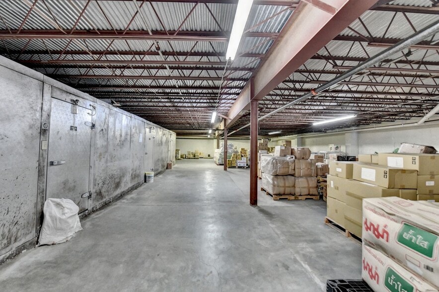 More Photos Of 2774 E Ponce De Leon Ave, Decatur Freestanding For Lease