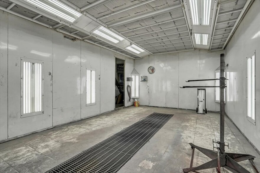 More Photos Of 3 Marlorville Rd, Wappingers Falls Auto Repair For Sale