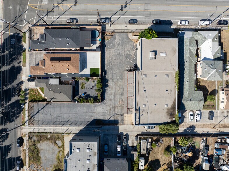 More Photos Of 314 N Wilmington Blvd & 915 W C St, Wilmington Industrial For Sale