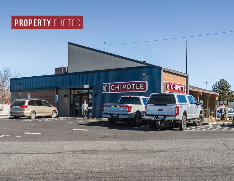 More Photos Of 1701 SW Court Ave, Pendleton Bank For Sale