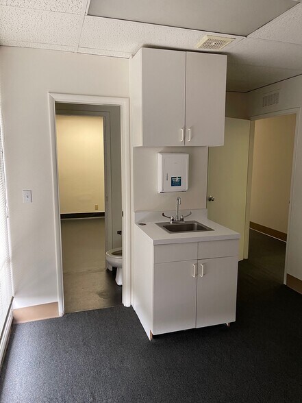 More Photos Of 4132 Katella Ave, Los Alamitos Medical For Lease