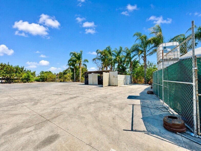 More Photos Of 5666 Etiwanda Ave, Jurupa Valley Storefront For Sale