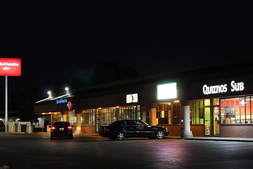 More Photos Of 901 S Rancho Dr, Las Vegas Unknown For Lease