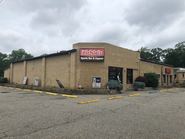 More Photos Of 52-54 Vineyard Rd, Edison Restaurant For Sale