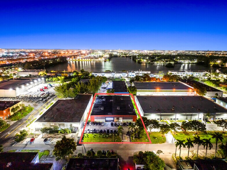 More Photos Of 1360 NW 88th Ave, Doral Bar For Sale