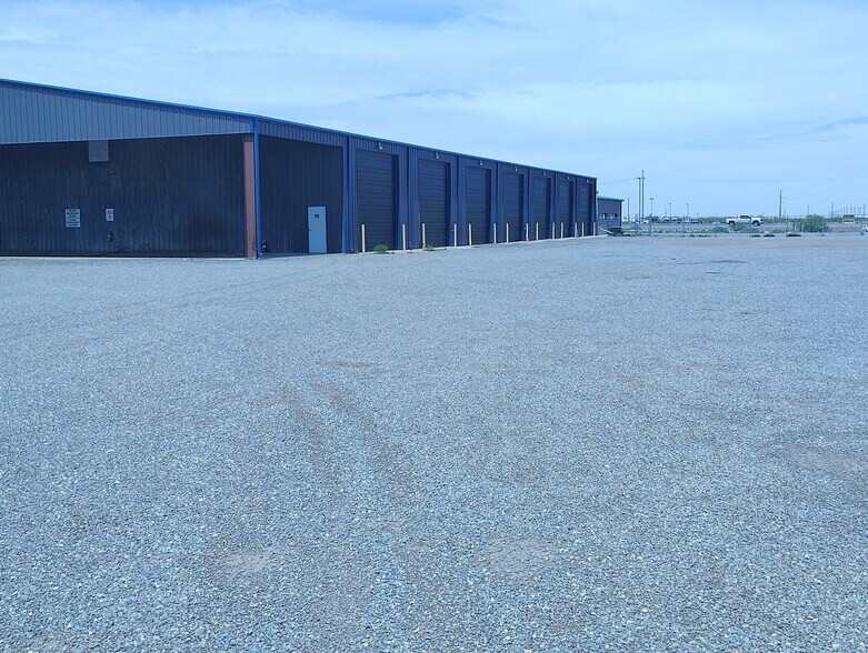 More Photos Of 155 US 285 N hwy, Pecos Warehouse For Sale
