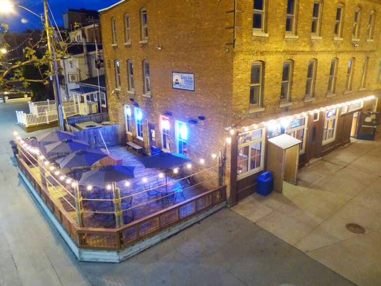 Primary Photo Of 41-43 Fall St, Seneca Falls Bar For Lease