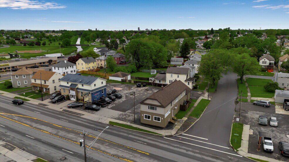 More Photos Of 2794 Harlem Rd, Cheektowaga Storefront Retail Residential For Sale