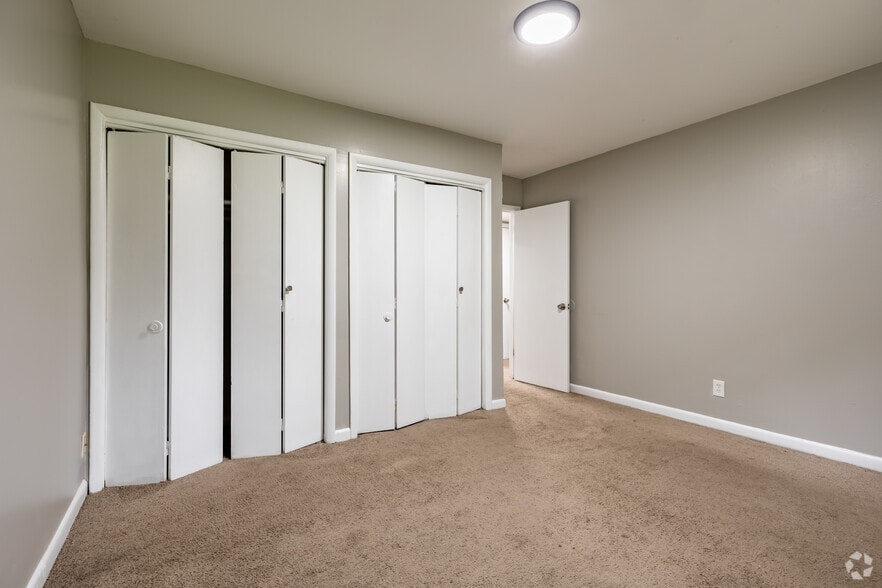 More Photos Of 3937 Glenwood Rd, Decatur Apartments For Sale