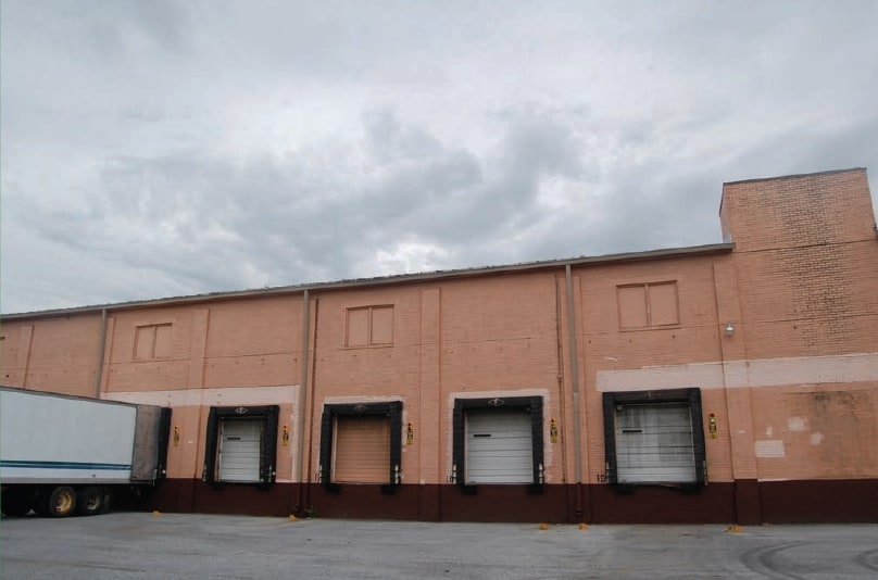 More Photos Of 351 Station Rd, Berryville Manufacturing For Lease