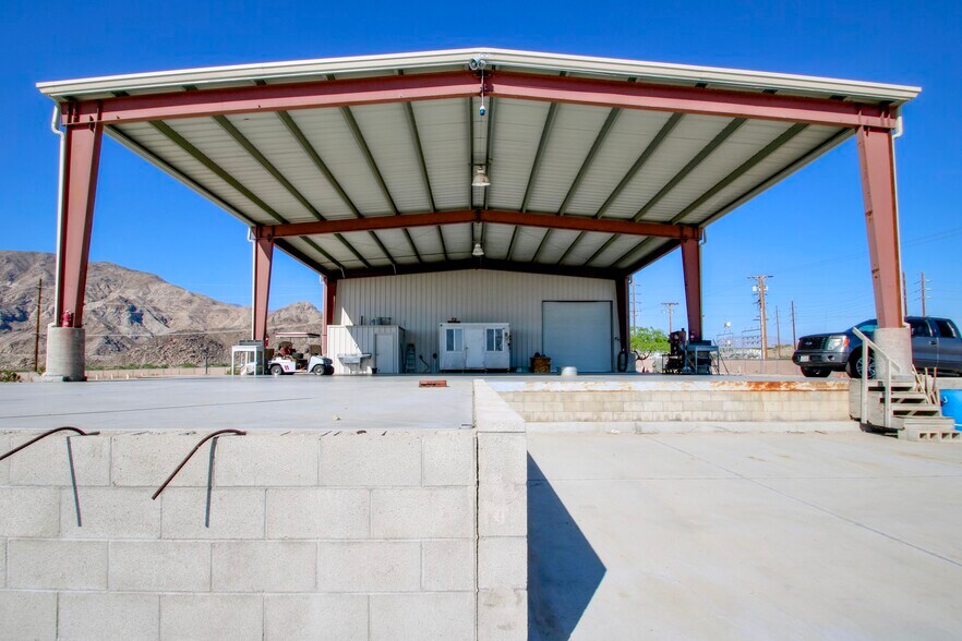 More Photos Of 3982 Coolidge Springs, Thermal Industrial For Sale