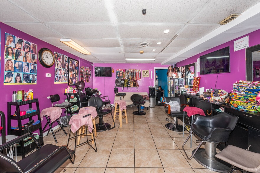 More Photos Of 4805-4811 Belair Rd, Baltimore Freestanding For Sale