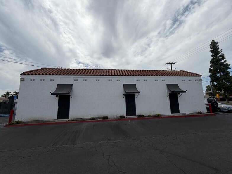 More Photos Of 910 E Florida Ave, Hemet General Retail For Sale