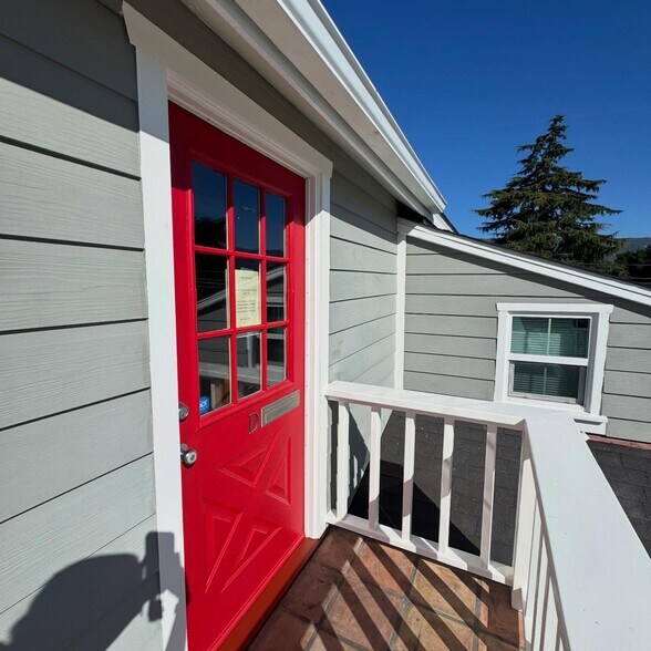 More Photos Of 25 Carlo Dr, Goleta Office Residential For Lease