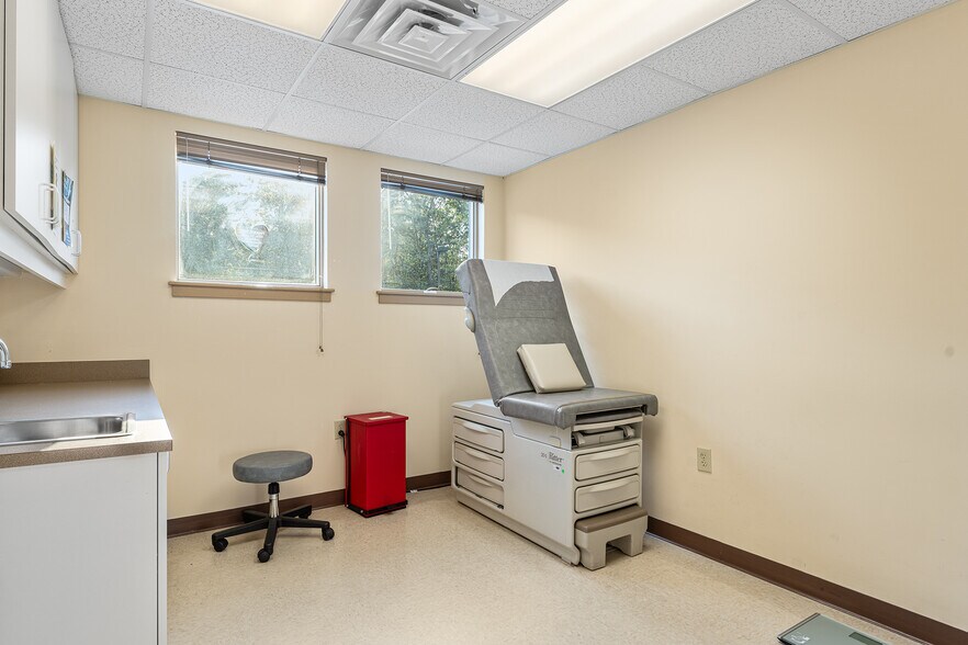 More Photos Of 1206 W Sherman Ave, Vineland Medical For Sale