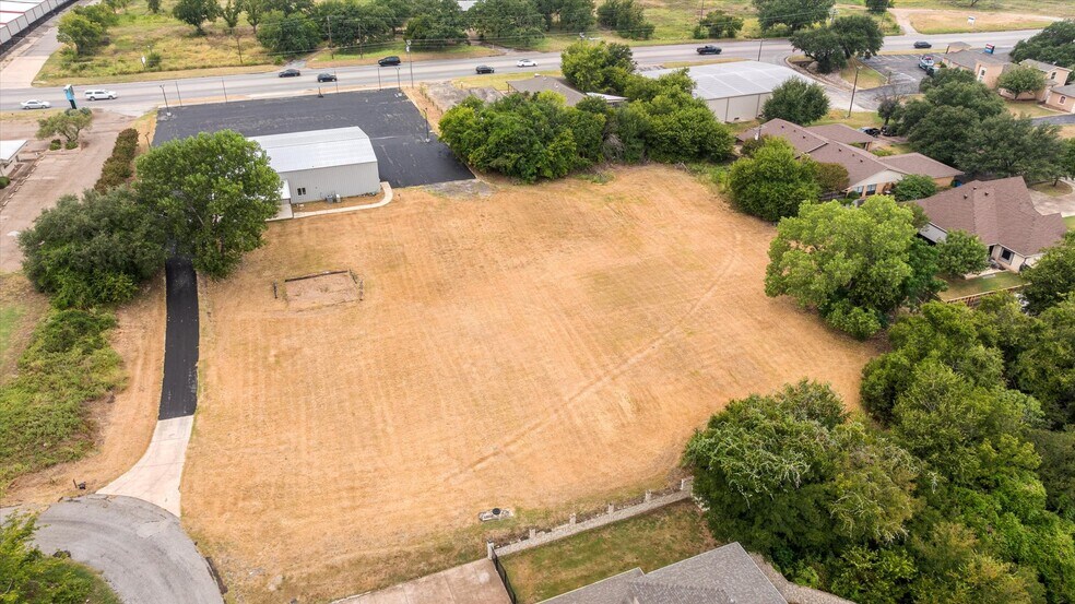 More Photos Of 1817 S Morgan St, Granbury Auto Dealership For Sale