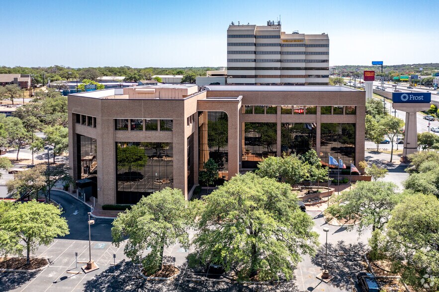 More Photos Of 16500 San Pedro Ave, San Antonio Office For Sale