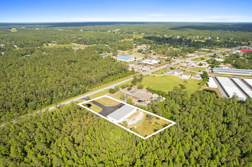 More Photos Of 3000 George II Hwy, Southport General Retail For Sale