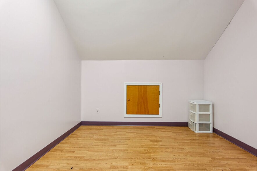 More Photos Of 43 Office Park Dr, Jacksonville Medical For Lease
