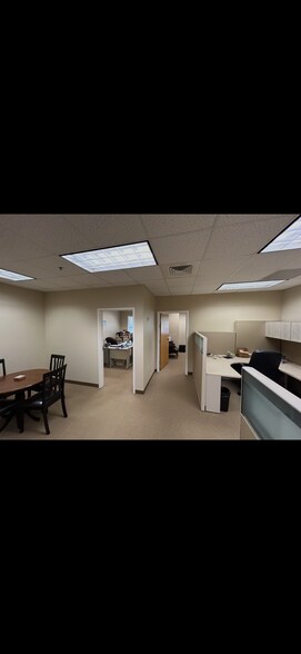 More Photos Of 91 Cedar St, Milford Research And Development For Lease