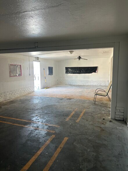 More Photos Of 739 W Sacramento Ave, West Sacramento Bar For Sale