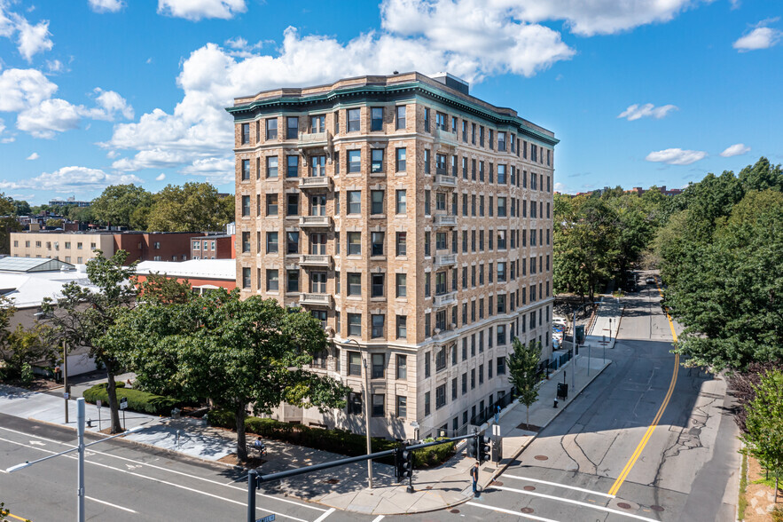 Primary Photo Of 1180 Beacon St, Brookline Medical For Lease