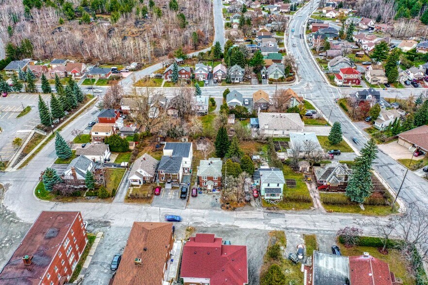 More Photos Of 358 Cartier Av, Sudbury Apartments For Sale