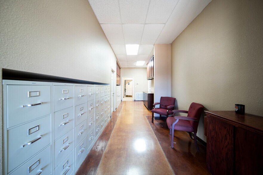 More Photos Of 2100 E Stan Schlueter Loop, Killeen Storefront Retail Office For Lease