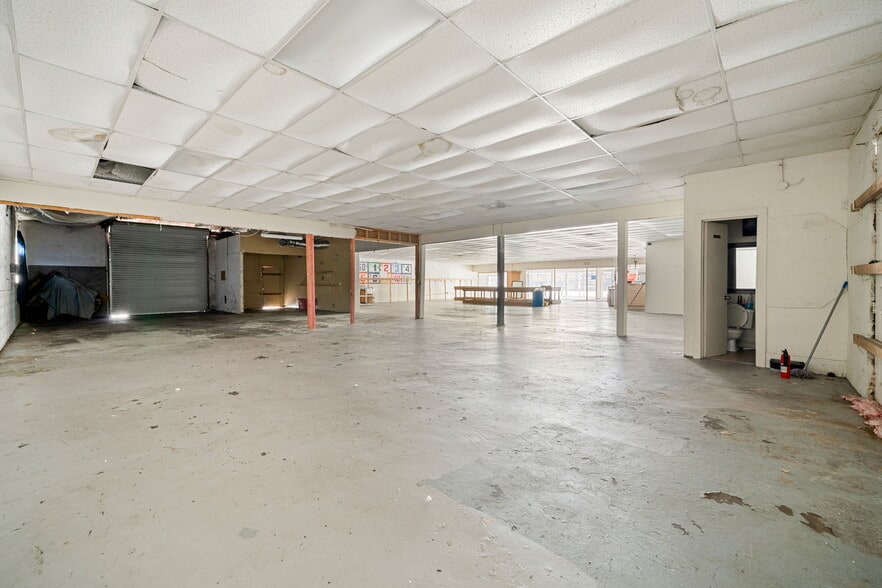 More Photos Of 5102 Telephone Rd, Houston Freestanding For Sale