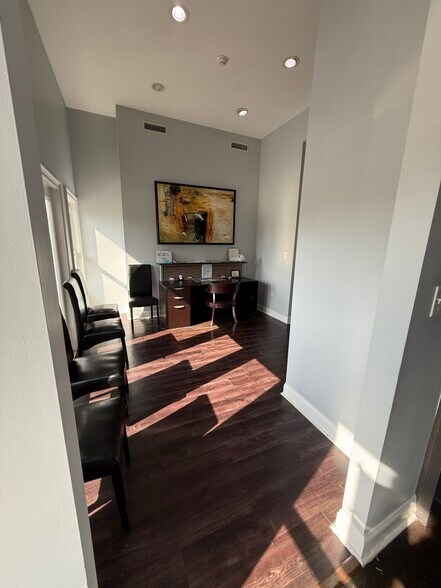 More Photos Of 7 Brendan Way, Greenville Storefront Retail Office For Lease