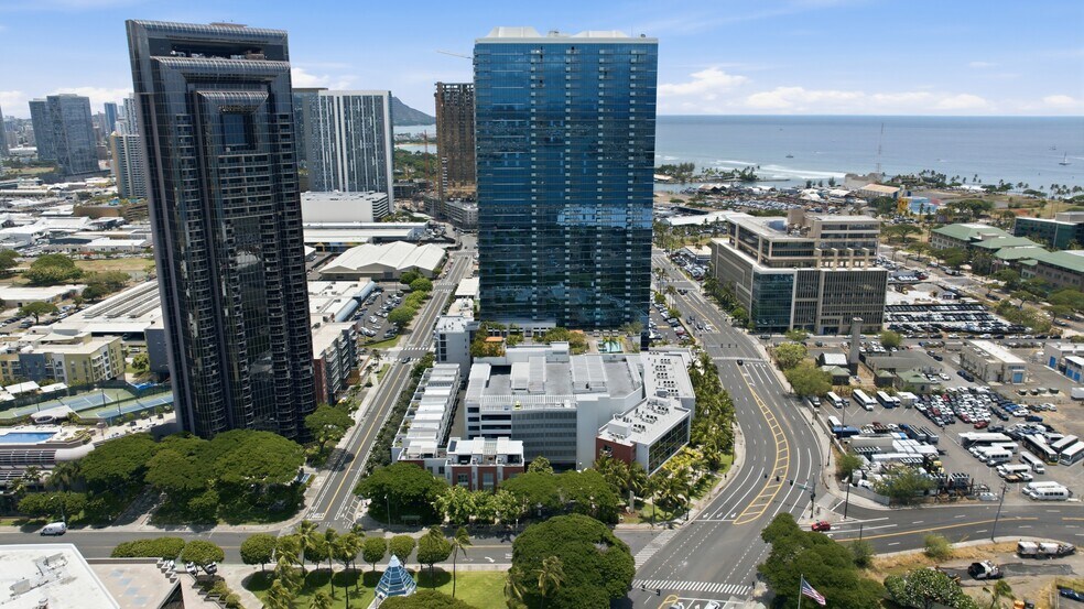 More Photos Of , Honolulu Multifamily For Sale