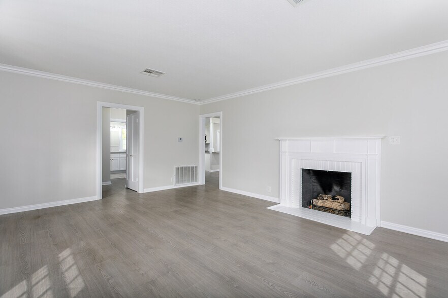 More Photos Of 1724 Meridian Ave, South Pasadena Apartments For Sale