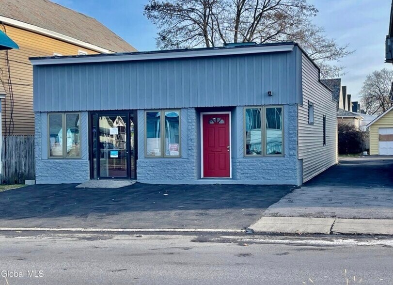 Primary Photo Of 606 Michigan Ave, Schenectady Storefront For Sale