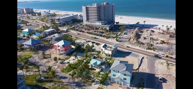 More Photos Of 1901 Estero Blvd, Fort Myers Restaurant For Sale