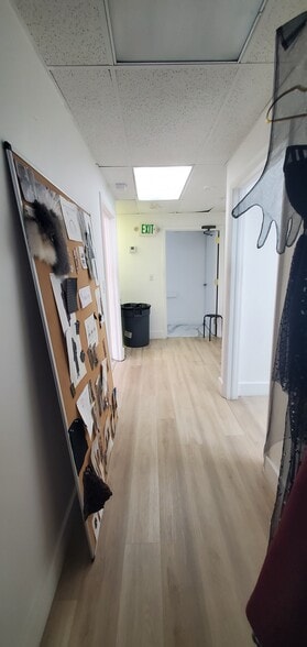 More Photos Of 2100 NW 93rd Ave, Miami Warehouse For Sale