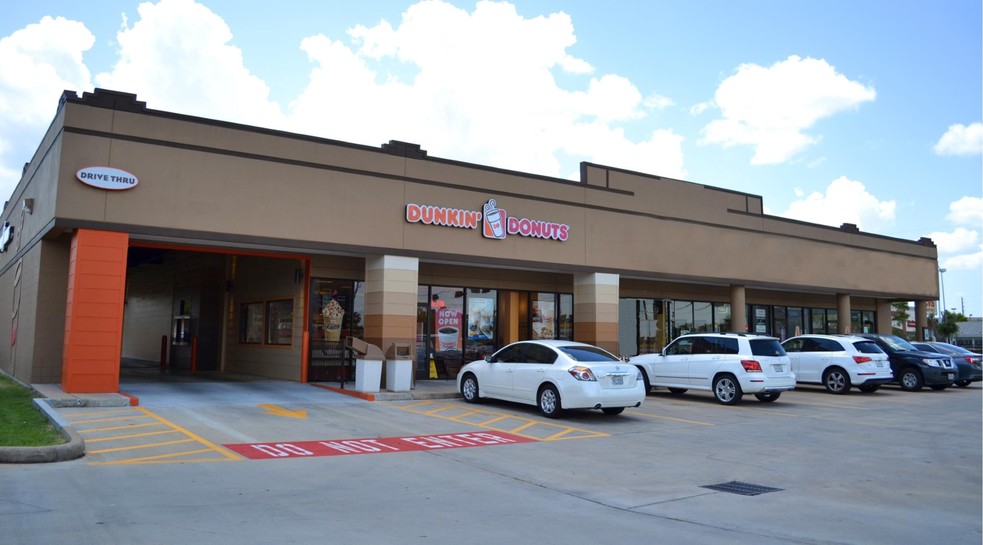 Primary Photo Of 2808 Highway 6 S, Houston Storefront Retail Office For Sale