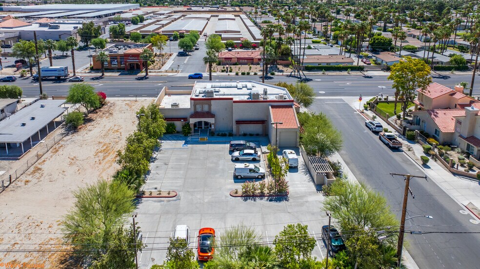 More Photos Of 32475 Date Palm Dr, Cathedral City Freestanding For Lease