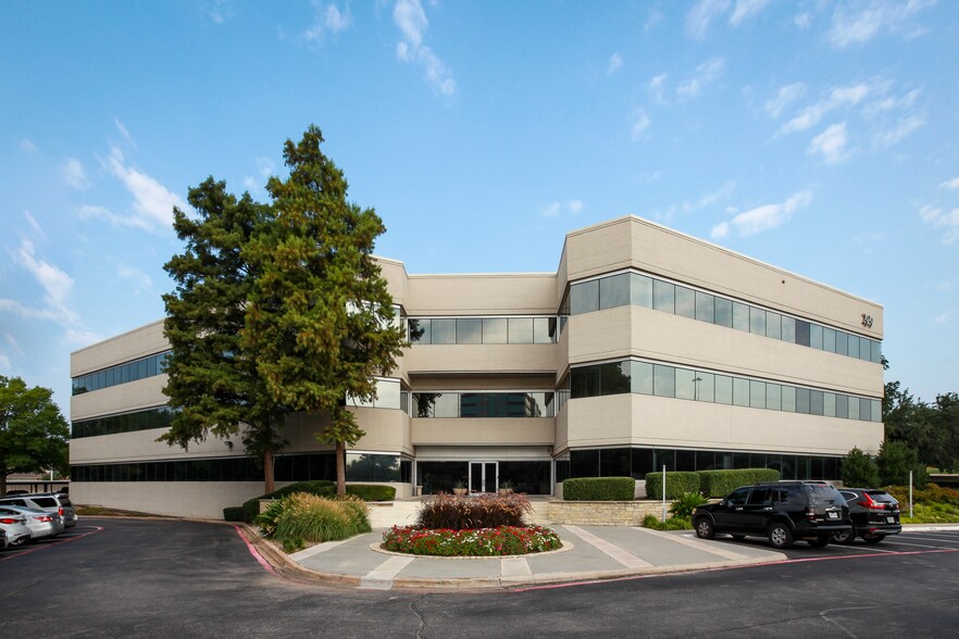 More Photos Of 2929 N Central Expy, Richardson Office For Lease
