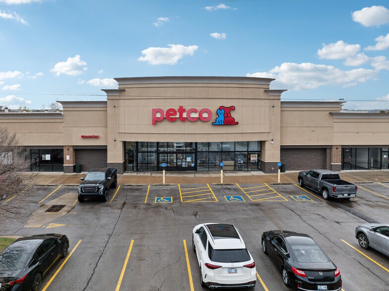 More Photos Of 9595 S Delaware Ave, Tulsa Unknown For Lease