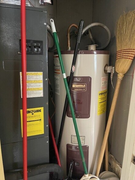 More Photos Of 1611 S Greenwood Ave, Fort Smith Office Residential For Sale