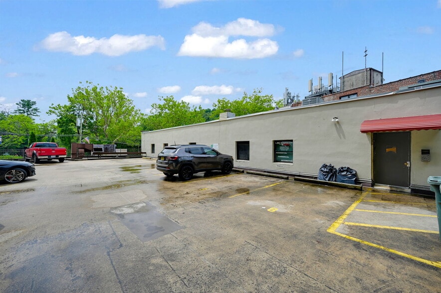 More Photos Of 2 Broadway, Valhalla Office For Sale