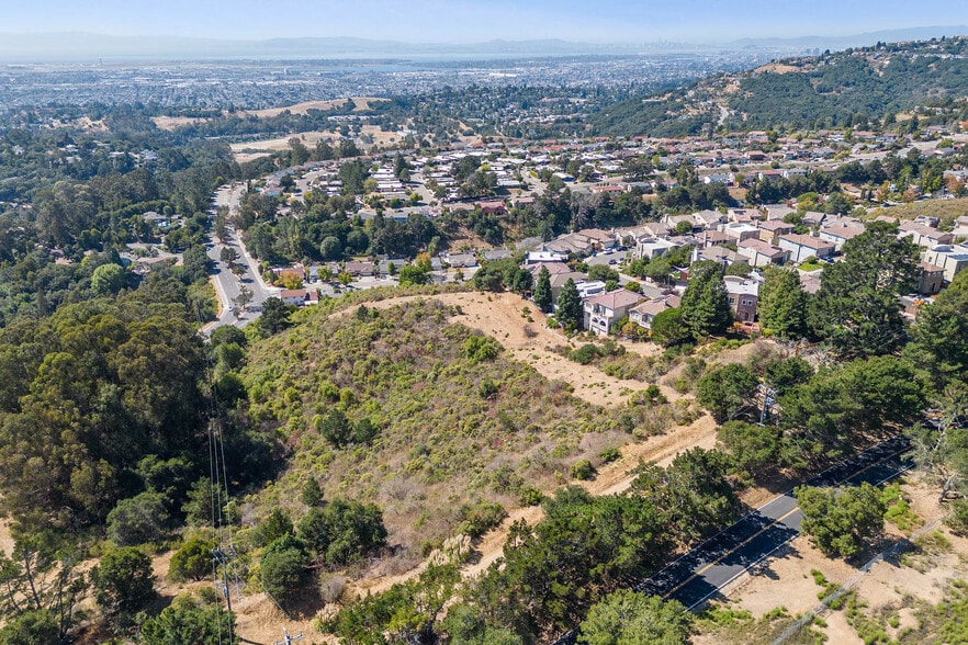 More Photos Of 14381 Skyline, Oakland Land For Sale