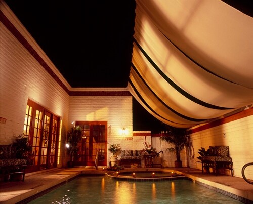 More Photos Of 5115 N Scottsdale Rd, Scottsdale Freestanding For Lease