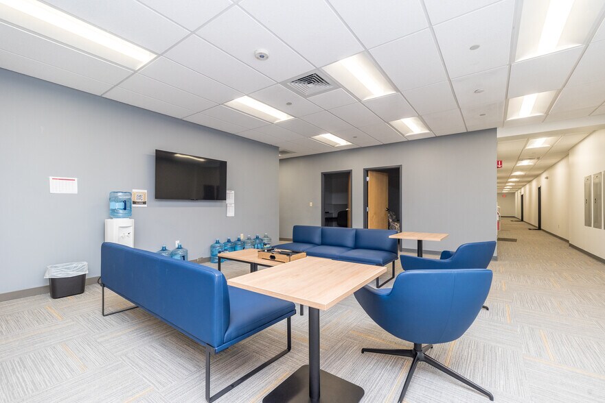 More Photos Of 905 Airport Rd, West Chester Research And Development For Lease