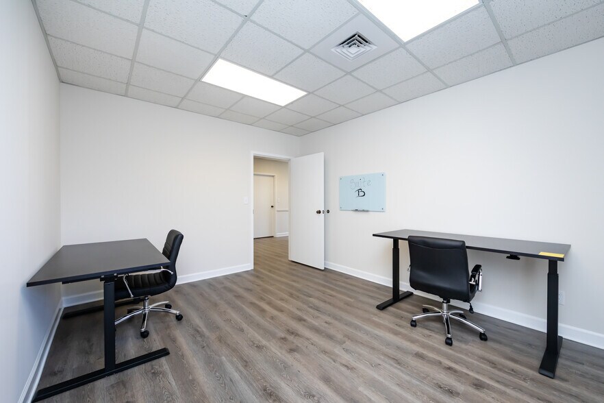 More Photos Of 10801 Johnston Rd, Charlotte Office For Lease