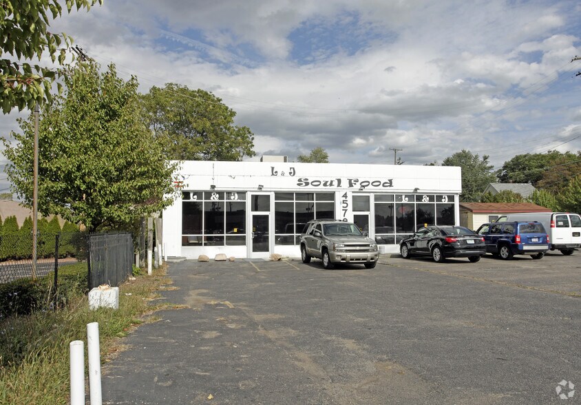 More Photos Of 45788 Woodward Ave, Pontiac Restaurant For Lease