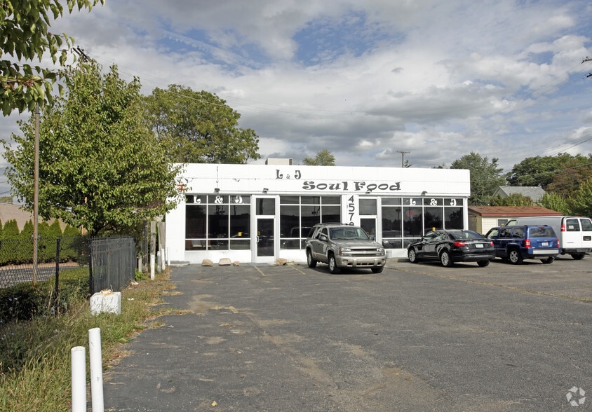 More Photos Of 45788 Woodward Ave, Pontiac Restaurant For Lease