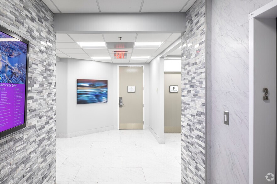 More Photos Of 13000 Harbor Center Dr, Woodbridge Office For Lease