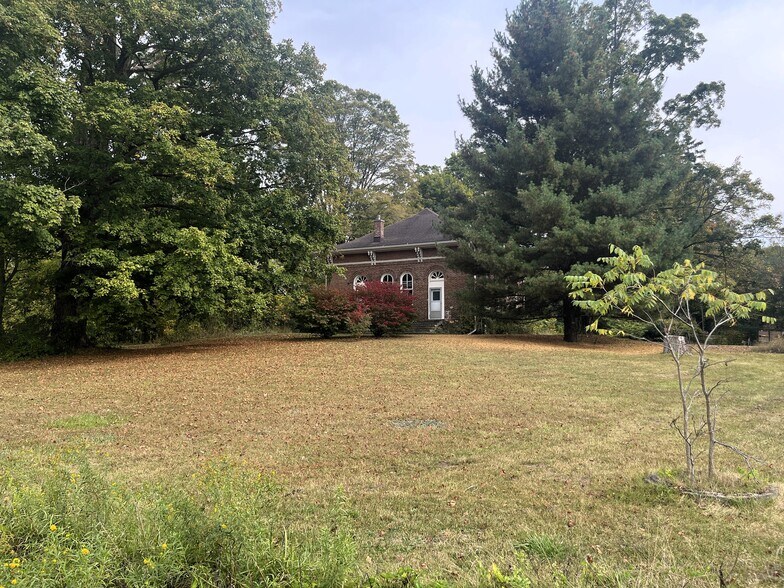 More Photos Of 17925 W Old US Highway 12, Chelsea Specialty For Sale