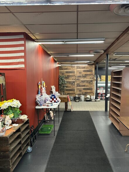 More Photos Of 412 Main St, Duryea Storefront For Sale